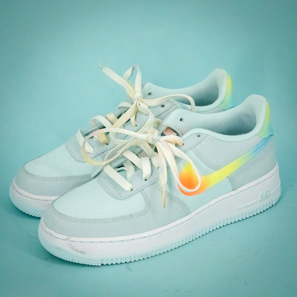 Nike Air Force 1 Size 6 Y Blue Gradient Grade School Lace Up Low Top Sneakers - Picture 1 of 7